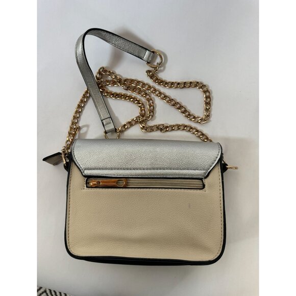 Paula Rossi Cream & Silver Leather Look Crossbody Bag With Gold Chain Strap - Picture 12 of 16